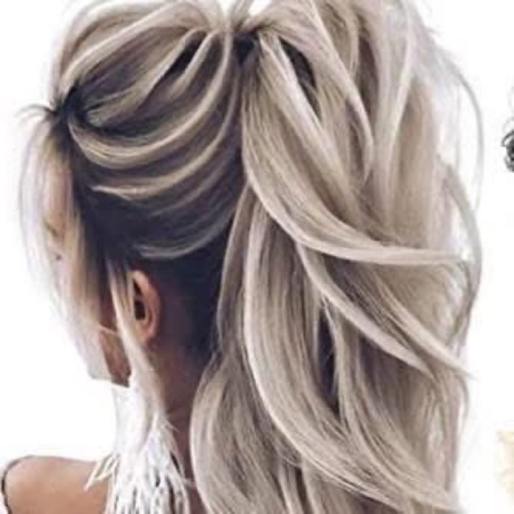 BYLULLABELLZ NEW Claw clip brushed out wave pony tail extension!
